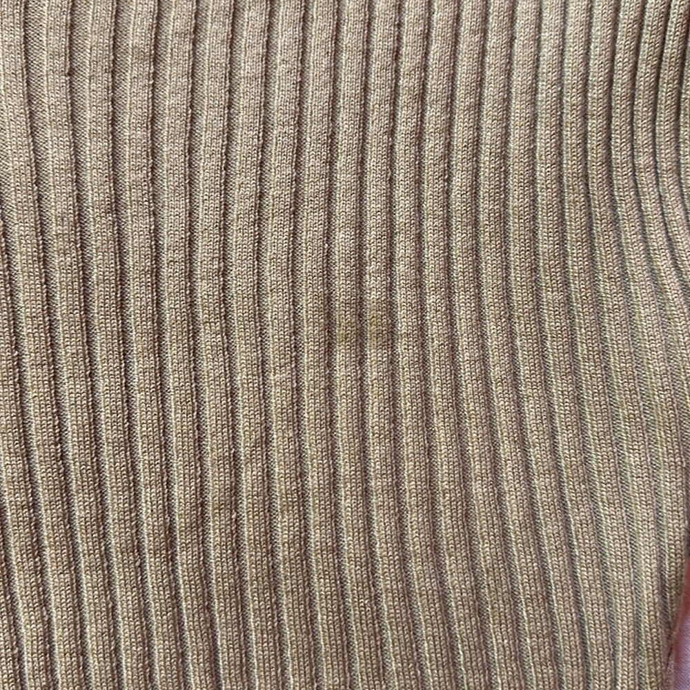 collared shirt - Picture 3 of 3